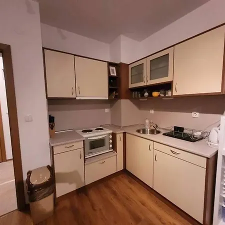 Апартамент Charming,1 Bed At Park View Complex